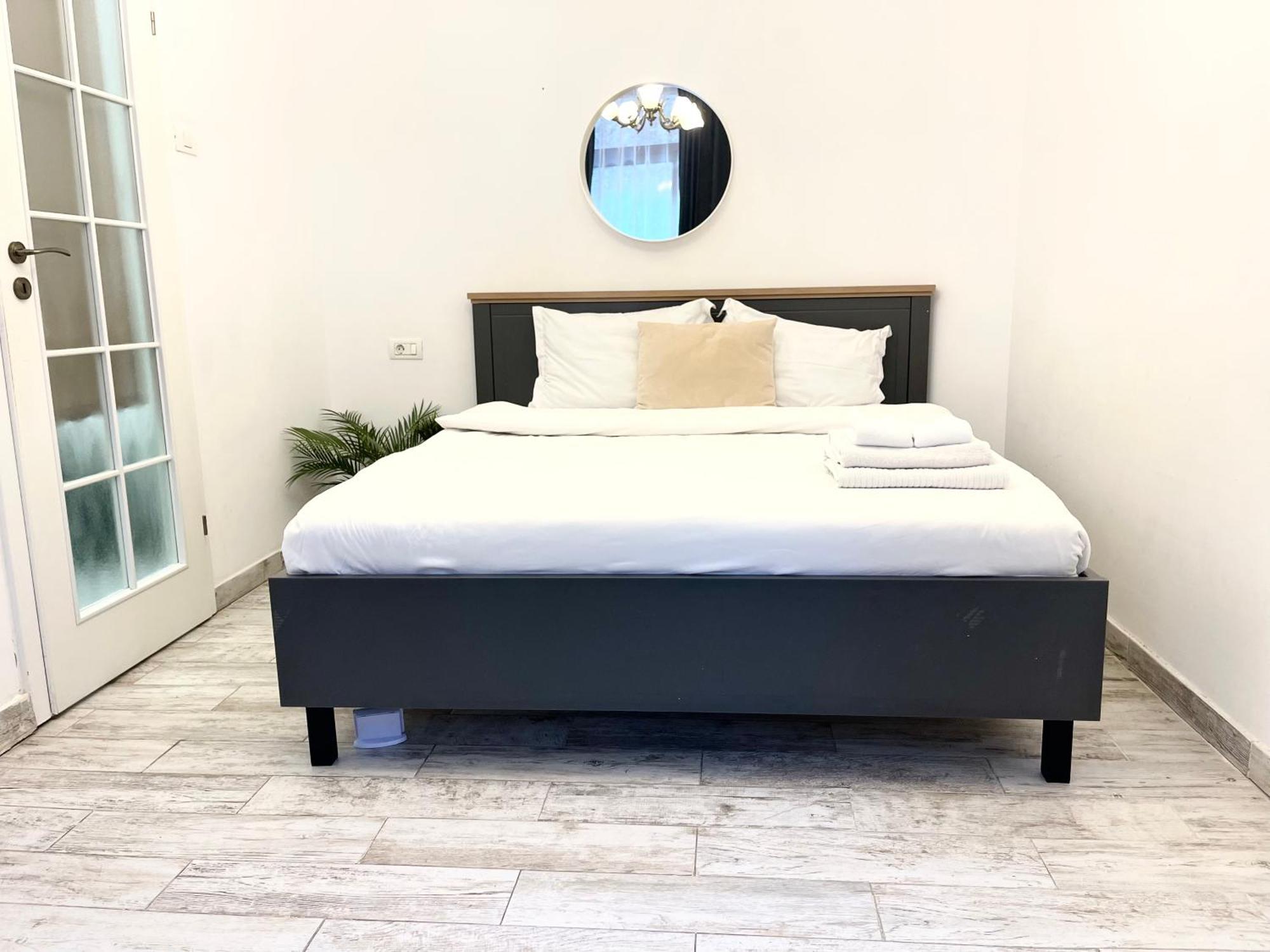 Point 0 Apartment Букурещ Екстериор снимка